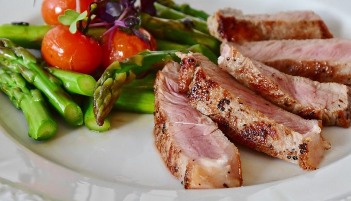 healthy meal asparagus steak