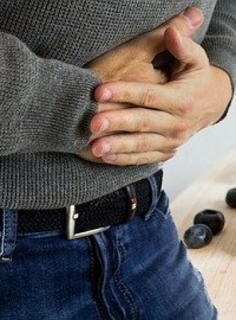 stomach bloating after overeating