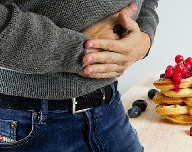 stomach bloating after overeating
